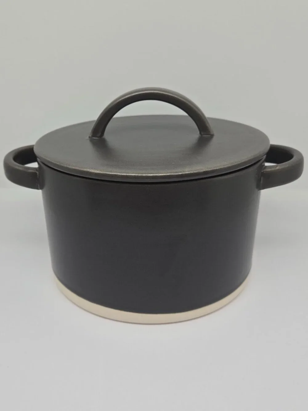 Terrain Bakeware, West Elm, Ceramic Stoneware Pot with Lid, Dark Brown
